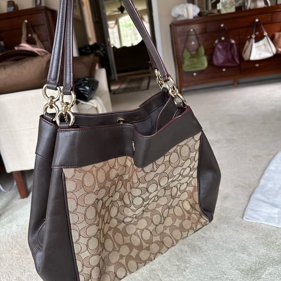Coach hobo style shoulder bag